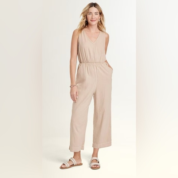 NWT Universal Thread Tan Sleeveless Women's Jumpsuit with Open Back Size X-Small - Picture 3 of 4